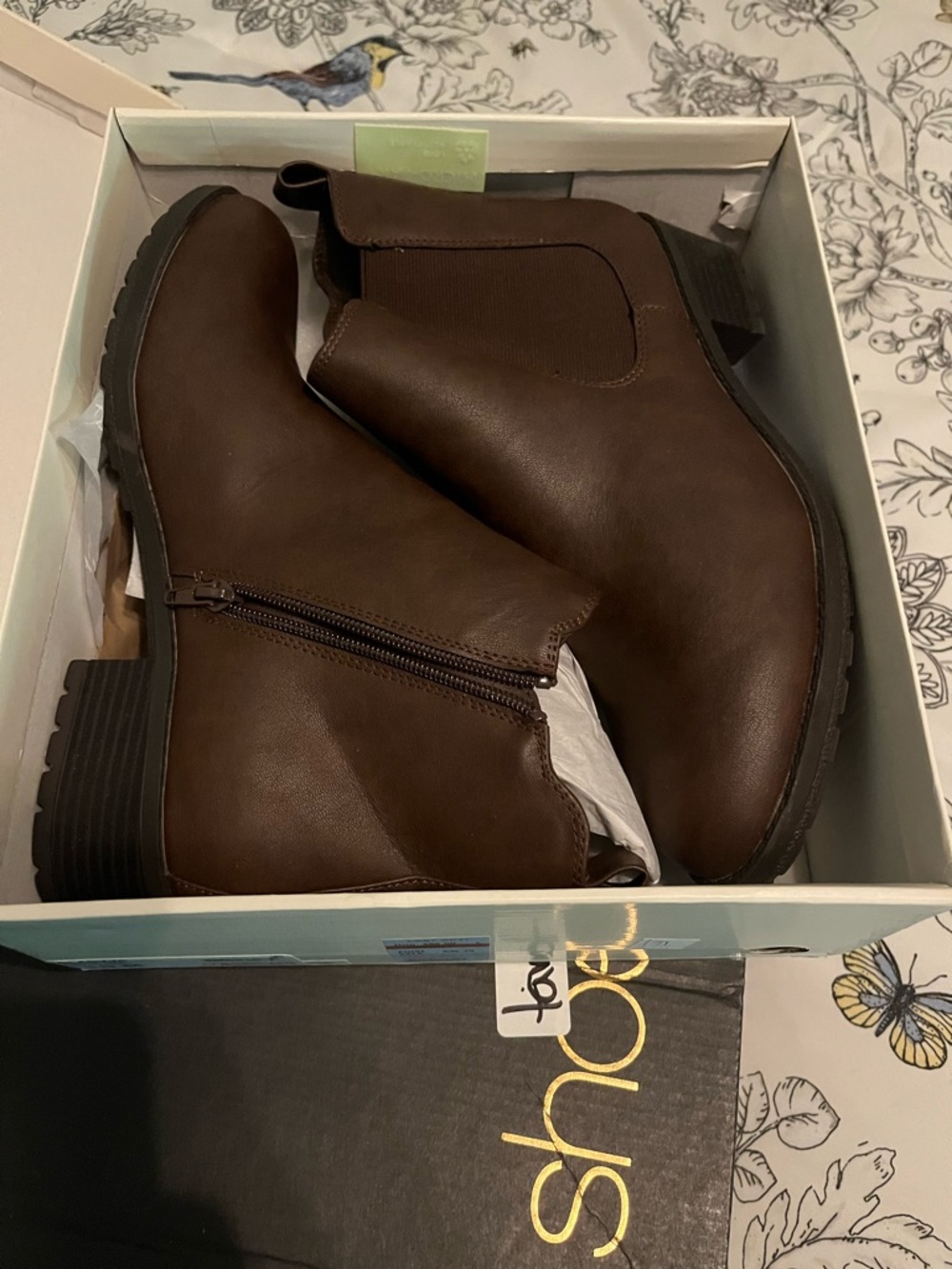Style & Co. Men's Brown Chukka Zip Boots. Size 10. New in box